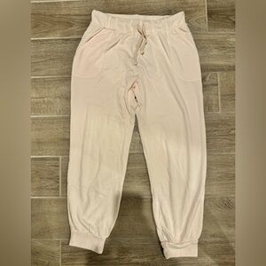 Niyama Sol cozy jogger pants light pink size Large. NWT